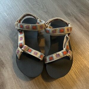 Teva crochet Embroidered Strap platform sandals